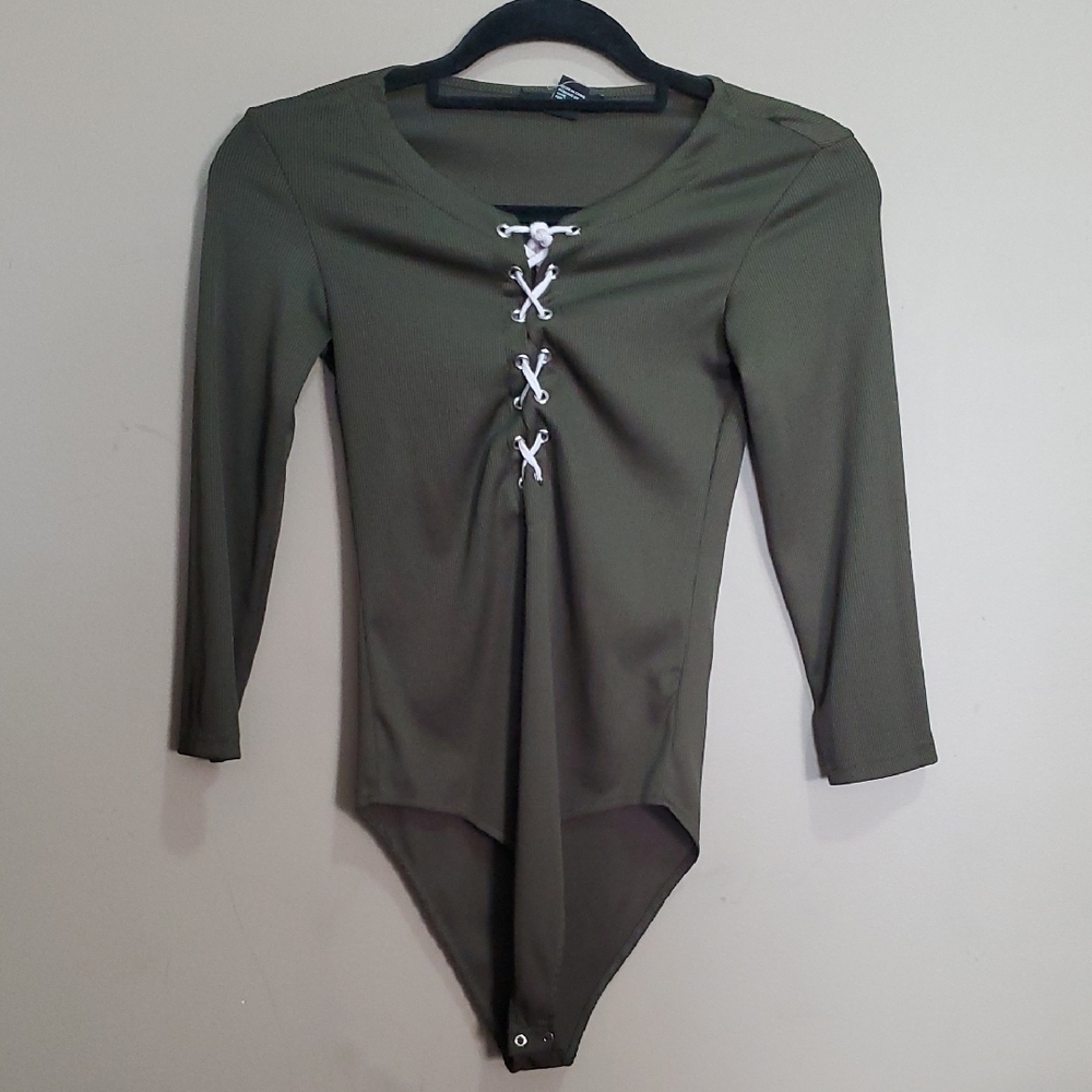 Forever 21 Khaki Lace-Up Ribbed Bodysuit Size Small